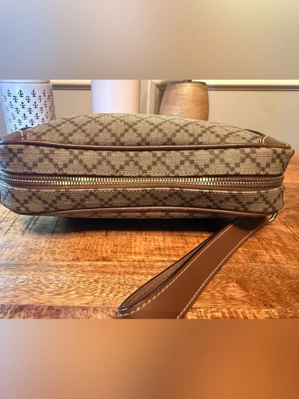 Gucci Diamante Coated Canvas Wristlet Clutch – Brown/Beige | Style 267921